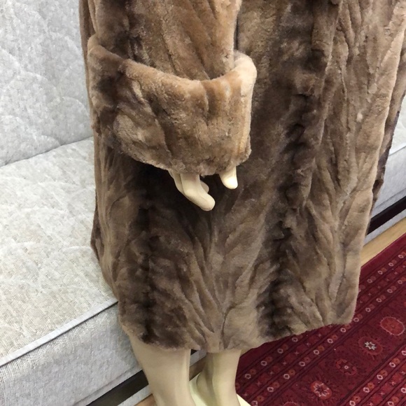 🌺🌺🌺 MANZARI BEAUTIFUL MINK FUR COAT SIZE 44